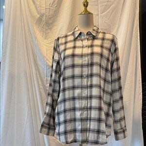 Banana Republic Black and White Plaid Women's Button Down Shirt